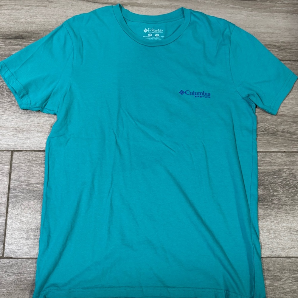 Men’s Columbia Shirt
